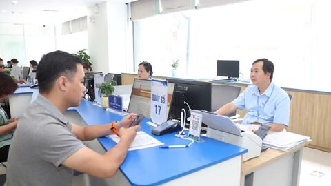 Thủ tướng yêu cầu tiếp tục cắt giảm thực chất thủ tục hành chính
