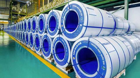 Thép Nam Kim chốt ngày phát hành 45 triệu cổ phiếu