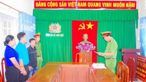 Bắt tạm giam đối tượng có 6 tiền án trộm cắp tài sản