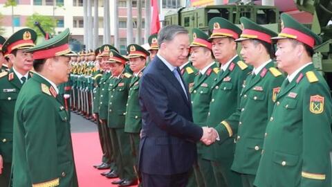 Tổng Bí thư, Chủ tịch nước dự lễ kỷ niệm 80 năm Bộ đội Pháo binh - Tên lửa