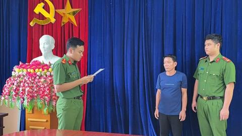 Khởi tố người đàn ông vận chuyển tay gấu ngựa thuê ở Lào Cai