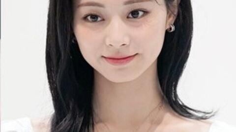 Tzuyu (Twice) rời JYP Entertainment sau 11 năm gắn bó