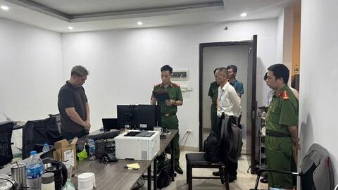Công an Phú Thọ khởi tố 21 đối tượng trong vụ “Xương khớp bà Sáu”