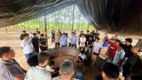 Công an tỉnh Tây Ninh triệt phá sới gà trong rừng cao su