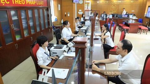 Chính phủ yêu cầu cơ cấu lại đội ngũ cán bộ, công chức, viên chức cấp xã
