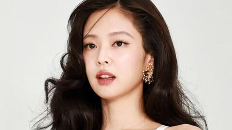 Jennie (Blackpink) có động thái cứng rắn liên quan đến video sự cố trang phục