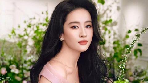 Tuổi 39 của Lưu Diệc Phi: Xinh đẹp, giàu có và nổi tiếng