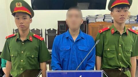 Một nhân viên giao hàng ở Quảng Ngãi lĩnh án tù vì tham ô