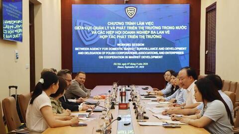 Doanh nghiệp Ba Lan tìm nguồn mỹ phẩm, hoa quả sấy từ Việt Nam