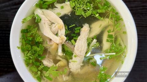 Cách làm miến gà ít calo cho bữa trưa giảm cân