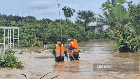 Khẩn trương sơ tán, bảo vệ người dân vùng lũ Lâm Đồng