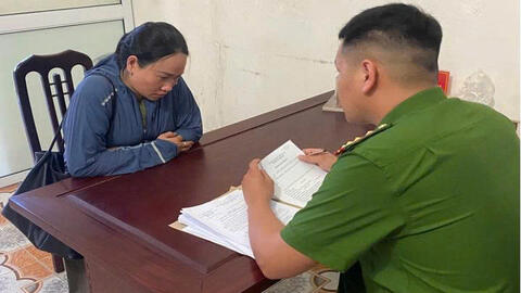 Khởi tố người phụ nữ nhận làm sổ đỏ, chiếm đoạt 270 triệu đồng