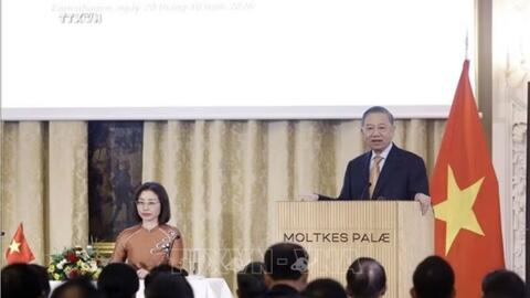 Tổng Bí thư, Chủ tịch nước nhấn mạnh sự chung tay, góp sức của đồng bào ở nước ngoài