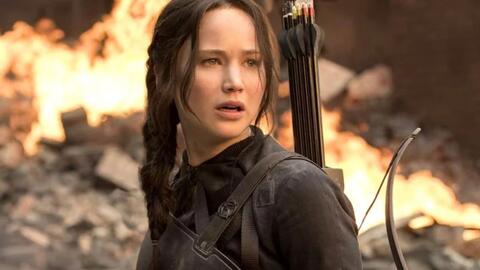 Jennifer Lawrence nói về phẫu thuật thẩm mỹ giữa tranh cãi ngoại hình