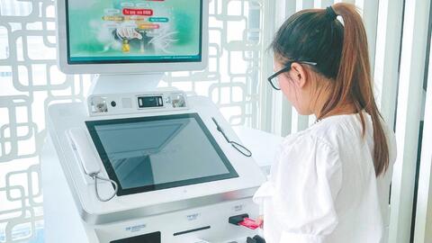 Số hóa ngân hàng bán lẻ sang chương mới