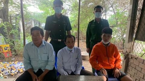 Biên phòng Tiền Giang bắt nhóm đối tượng tổ chức đá gà ăn thua bằng tiền qua mạng