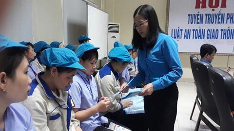 Nam Định: Tổ chức tư vấn pháp luật lưu động cho công nhân năm 2022