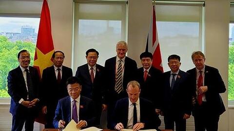 Bộ Tư pháp Việt Nam và Bộ Tư pháp Vương quốc Anh ký Ý định thư hợp tác