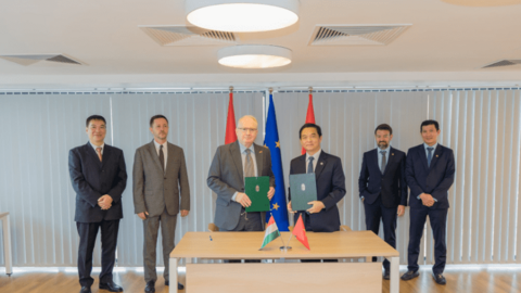 Tập đoàn Xây dựng Hòa Bình và Công ty Europa Dream Holding Zrt ký thỏa thuận hợp tác