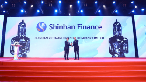 Shinhan Finance năm thứ 3 liên tiếp được vinh danh “Nơi làm việc tốt nhất châu Á 2022”