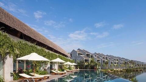 Nốt 'trầm' thị trường vốn đẩy bất động sản vào khó khăn 'kép'