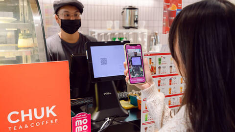 Thanh toán, chuyển trả bằng mã QR trên MoMo có cơ hội trúng kim cương, điện thoại Samsung, xe mô tô Yamaha và triệu quà ăn, uống 0đ mỗi ngày