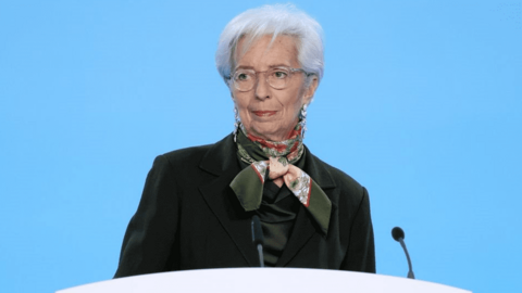 ECB và Ngân hàng Trung ương Anh đồng loạt tăng lãi suất thêm 50 điểm cơ bản