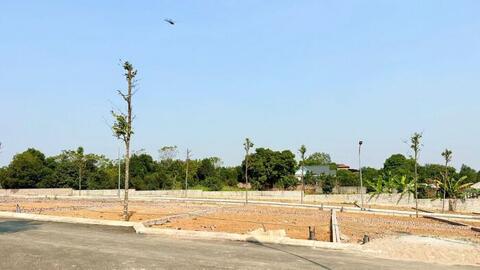 Vùng ven Hà Nội tấp nập đấu giá đất, khởi điểm thấp nhất 6,9 triệu đồng/m2