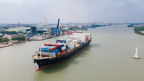 VNDirect: Doanh nghiệp có đội tàu lớn nhất Việt Nam có thể chứng kiến lợi nhuận năm nay giảm hơn 40%