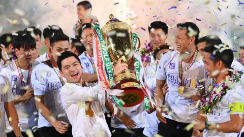 Phó Chủ tịch T&T Group vào vai nhạc trưởng trong tiết mục đặc biệt