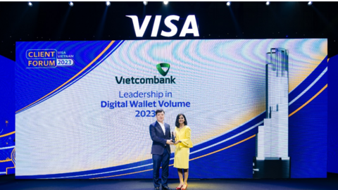 Visa vinh danh Vietcombank ở 12 hạng mục giải thưởng