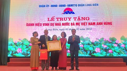 Truy tặng danh hiệu vinh dự Nhà nước “Bà mẹ Việt Nam Anh hùng”
