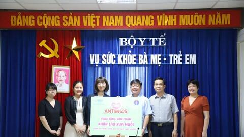 Diana Unicharm hỗ trợ khăn lau xua muỗi cho người dân 6 tỉnh bị ảnh hưởng bởi bão, lũ