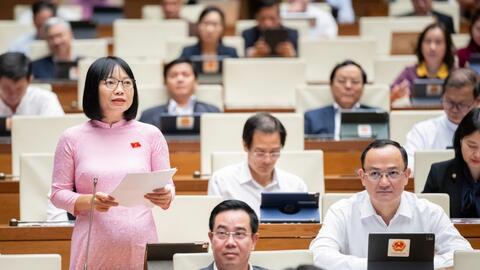 Nút thắt, sức cản lớn với người dân và doanh nghiệp