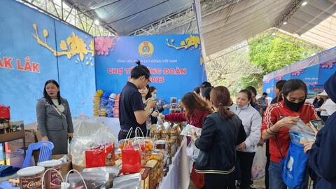 Để tất cả đoàn viên, người lao động đều có Tết