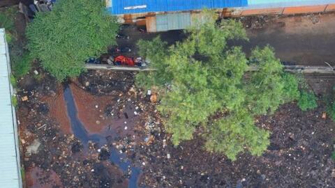 Bài 1: Đục tường, xả trộm chất thải ra môi trường