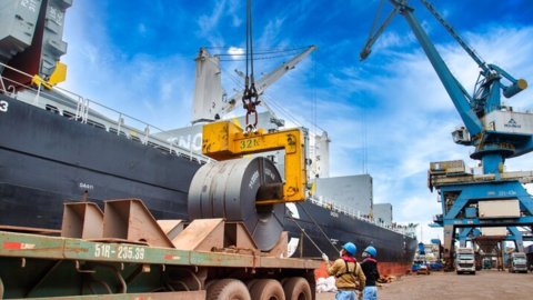 Thép cuộn cán nóng Hòa Phát chính thức không bị EU áp thuế chống bán phá giá