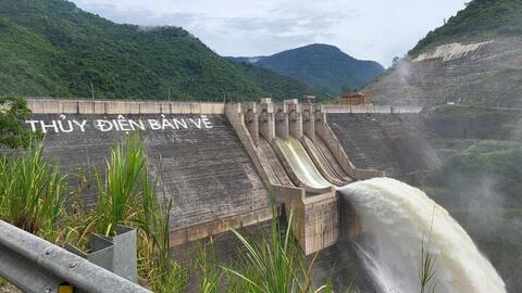 Nghệ An: Nước đổ về Thủy điện Bản Vẽ giảm nhiều, chỉ khoảng 6.000 m³/s