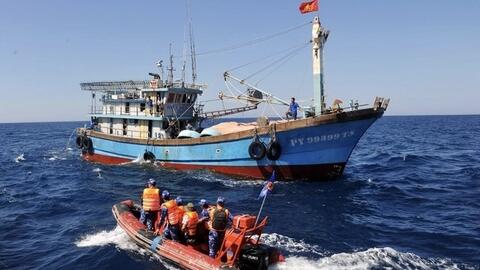 Thủ tướng chỉ đạo tăng cường công tác chống khai thác IUU, xử lý tàu '3 không'