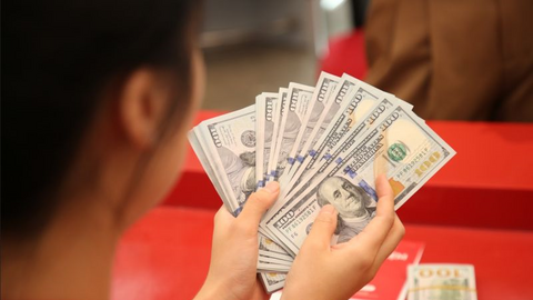 Tỷ giá USD hôm nay 23/08/2025: Tỷ giá trung tâm tăng cao kỷ lục