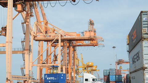 Xuất nhập khẩu tăng trưởng mạnh, xuất siêu gần 14 tỷ USD trong 8 tháng