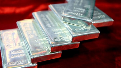 Giá bạc hôm nay 11/9/2025: Bạc tăng nhẹ