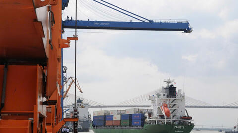 Đẩy mạnh xuất khẩu hàng hóa, tạo xung lực tăng trưởng kinh tế