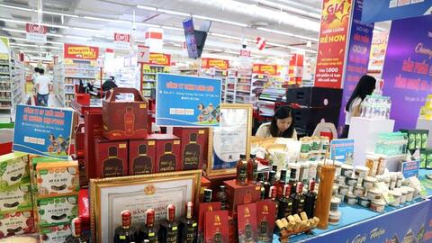 Nông sản vùng cao Nghệ An vươn ra thị trường nhờ công nghệ và HTX