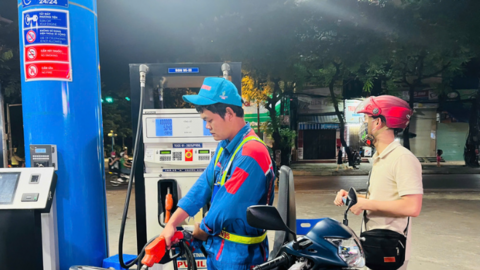 Giá xăng dầu hôm nay 14/10/2025: Bật tăng hơn 1%