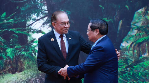 Thủ tướng bắt đầu các hoạt động tại Hội nghị Cấp cao ASEAN 47