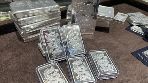 Giá bạc hôm nay 26/10/2025: Bạc hồi phục