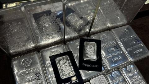 Giá bạc hôm nay 30/10/2025: Bạc đảo chiều tăng