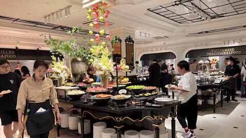 Nhiều cửa hàng ăn uống nổi tiếng ở Hà Nội đóng cửa: Khi doanh thu lớn không cõng nổi chi phí