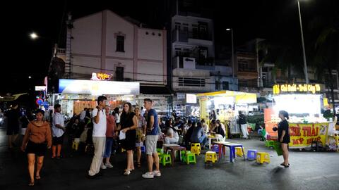 Phố đi bộ ở Cần Thơ hoạt động trở lại nhưng khó giữ chân du khách